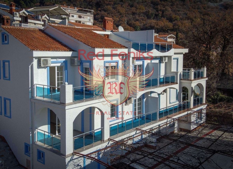 Великолепный трехэтажный дом в Будве, Дом в Регион Будва Черногория